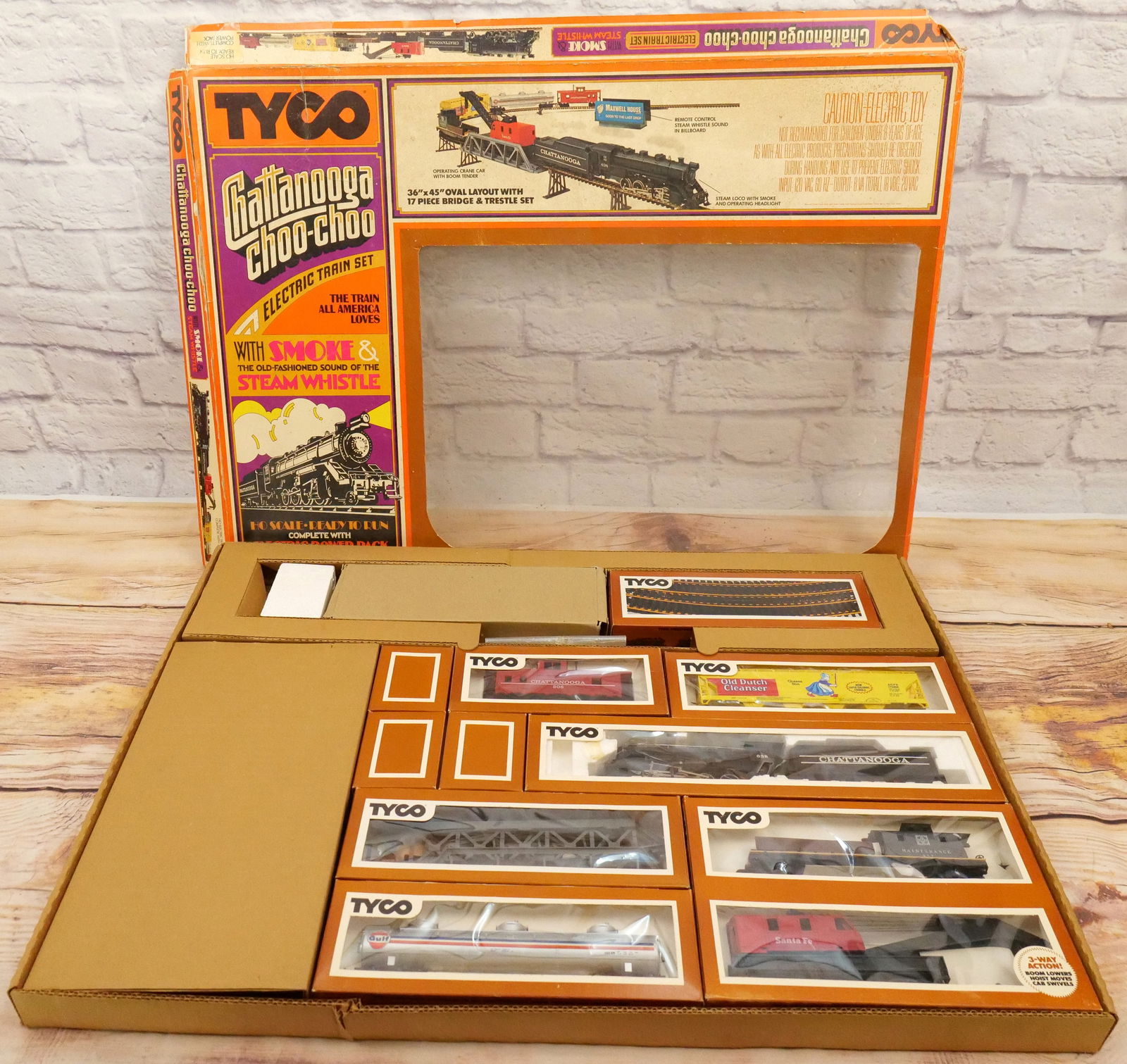 Tyco HO Chattanooga Choo Choo Electric Train Set (1 of 5)