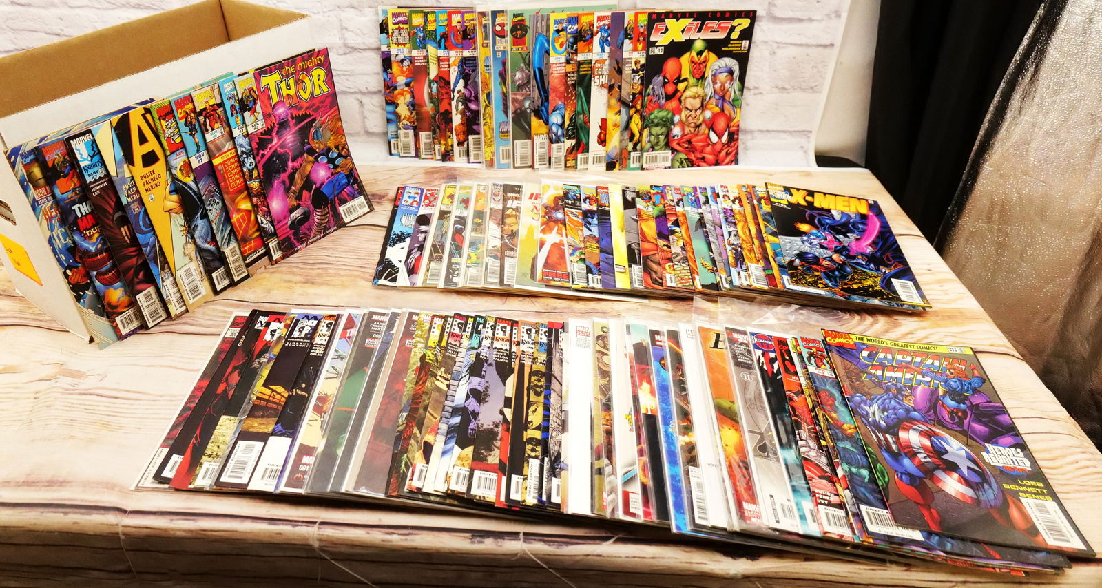 Short Box of Marvel Comics (1 of 8)