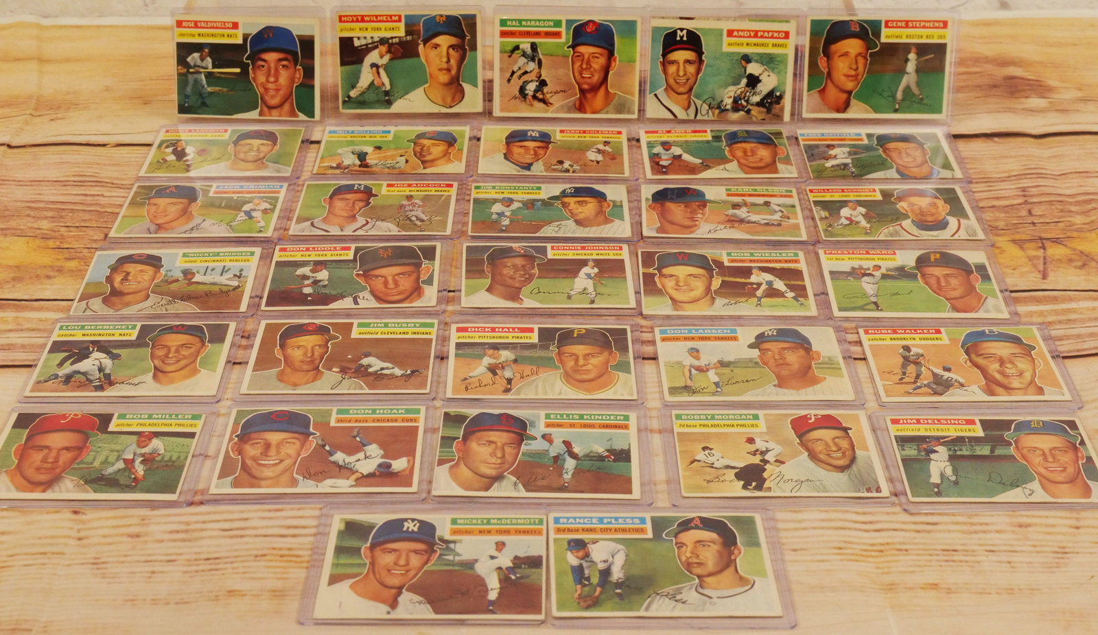 Lot of 32 Topps 1956 Baseball Cards (1 of 17)