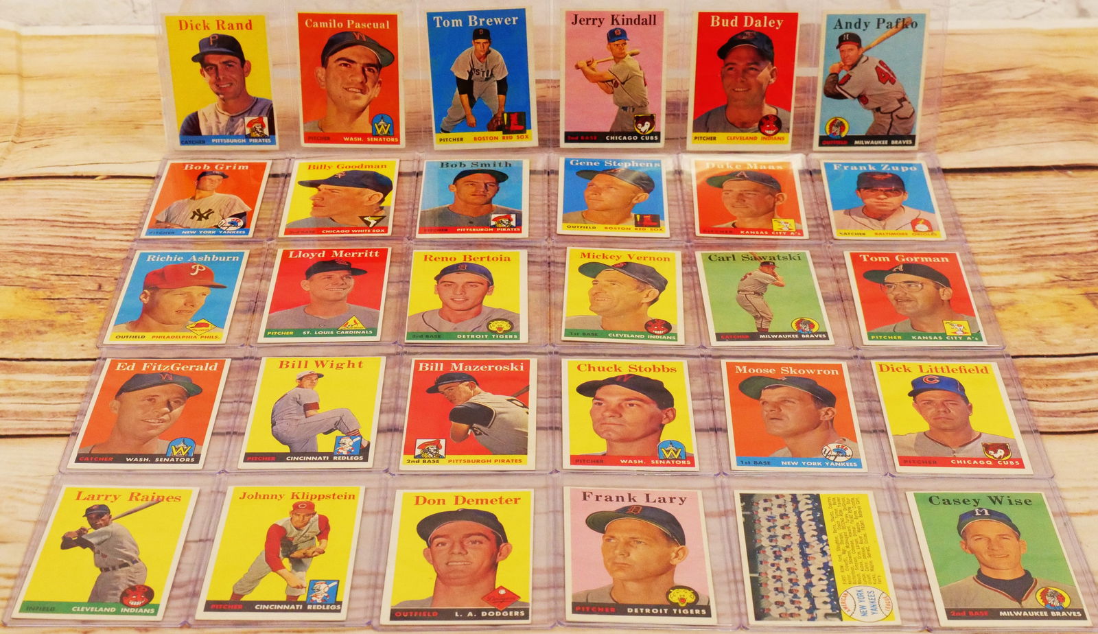 Lot of 30 Topps 1958 Baseball Cards (1 of 17)
