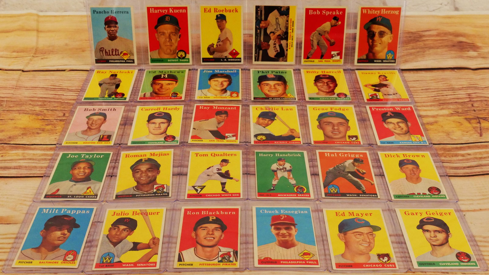 Lot of 30 Topps 1958 Baseball Cards (1 of 17)