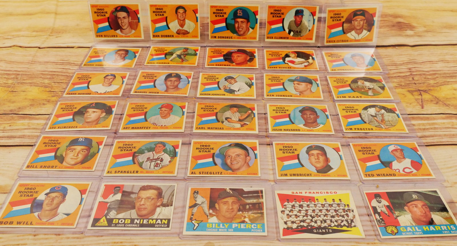 Lot of 30 Topps 1960 Baseball Cards (1 of 17)