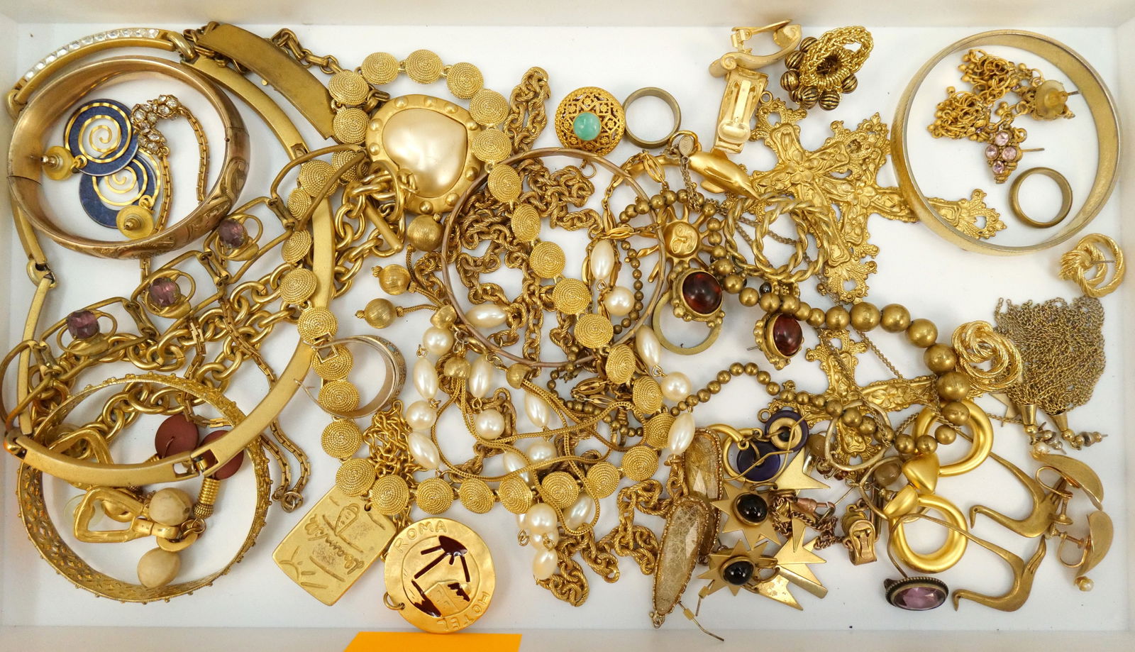 Lot of Mostly Brushed Gold Tone Jewelry (1 of 7)