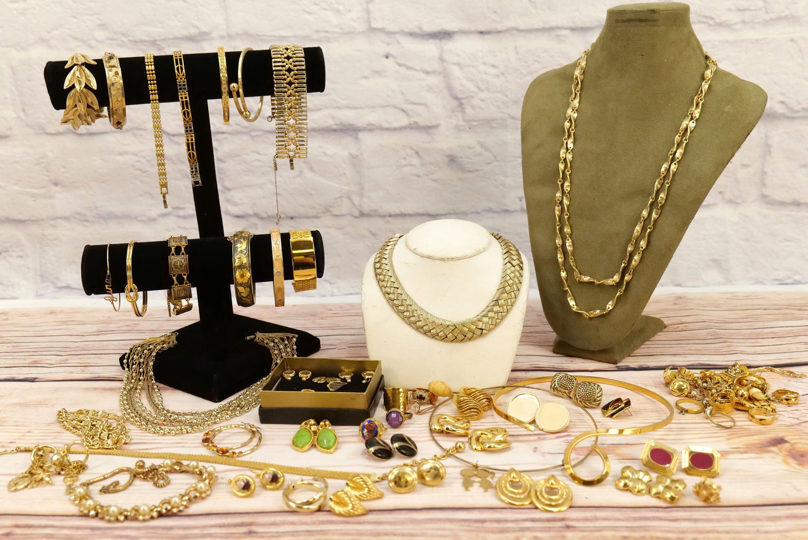 Large Lot of Gold Tone Jewelry (1 of 13)