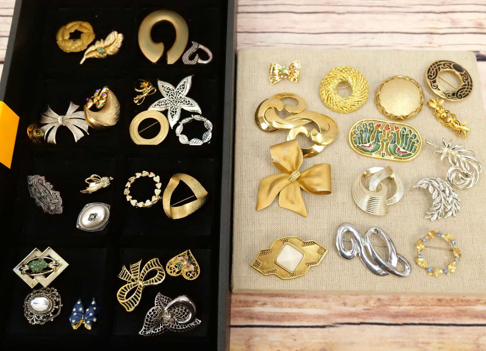 Lot of Costume Jewelry Pins (1 of 7)