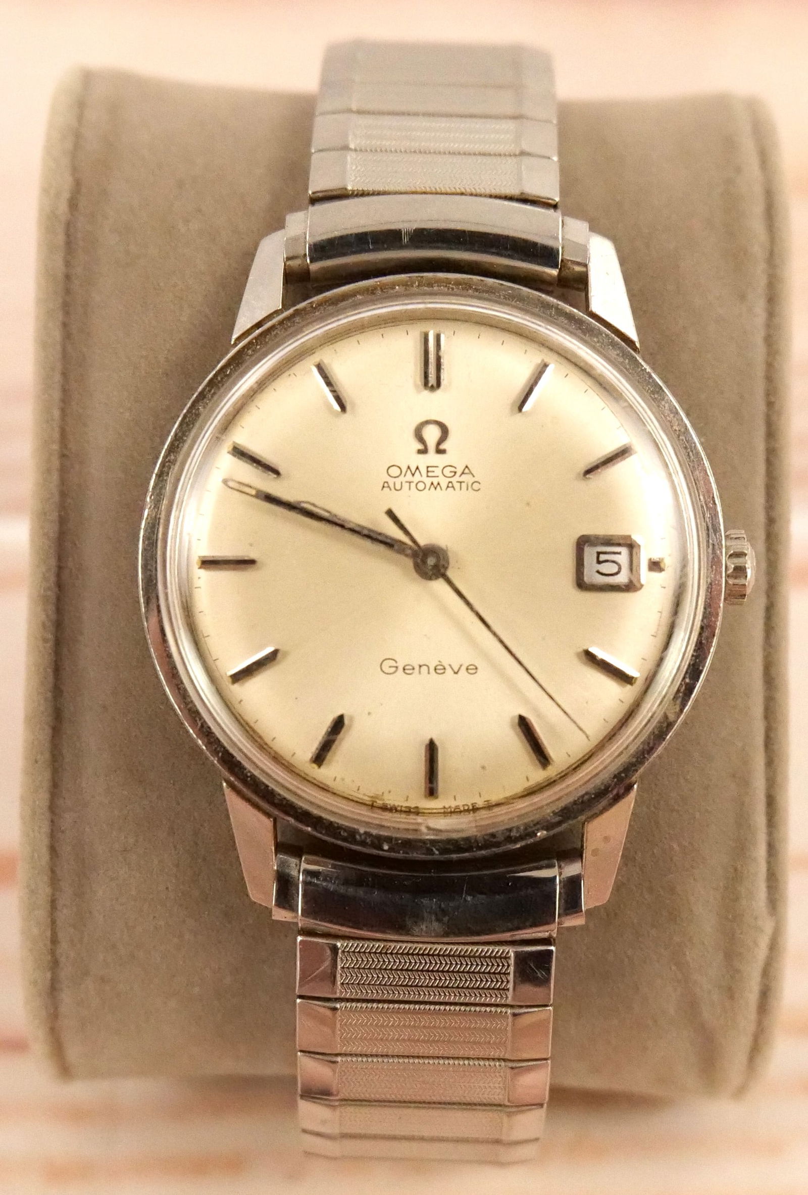 Omega Seamaster Geneve Men's Stainless Steel Watch (1 of 4)