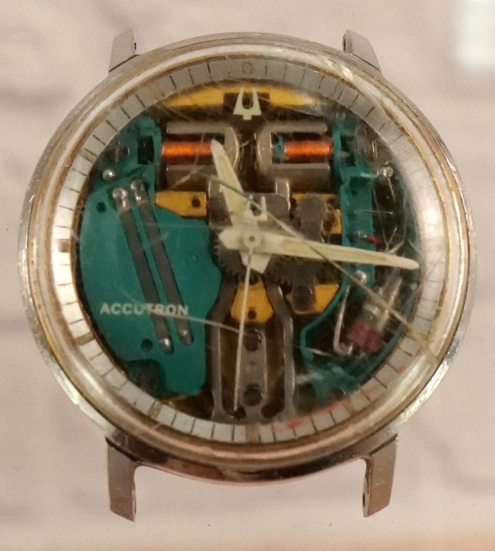 Bulova Accutron 214 Spaceview Men's Watch (1 of 4)