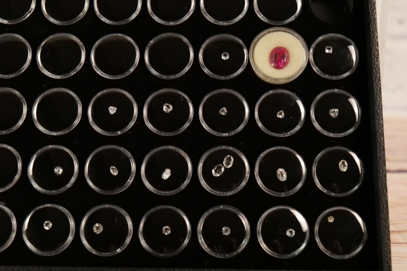 Lot of Loose Clear Faceted Gemstones and 16.1 Ct. Synthetic Ruby (1 of 2)