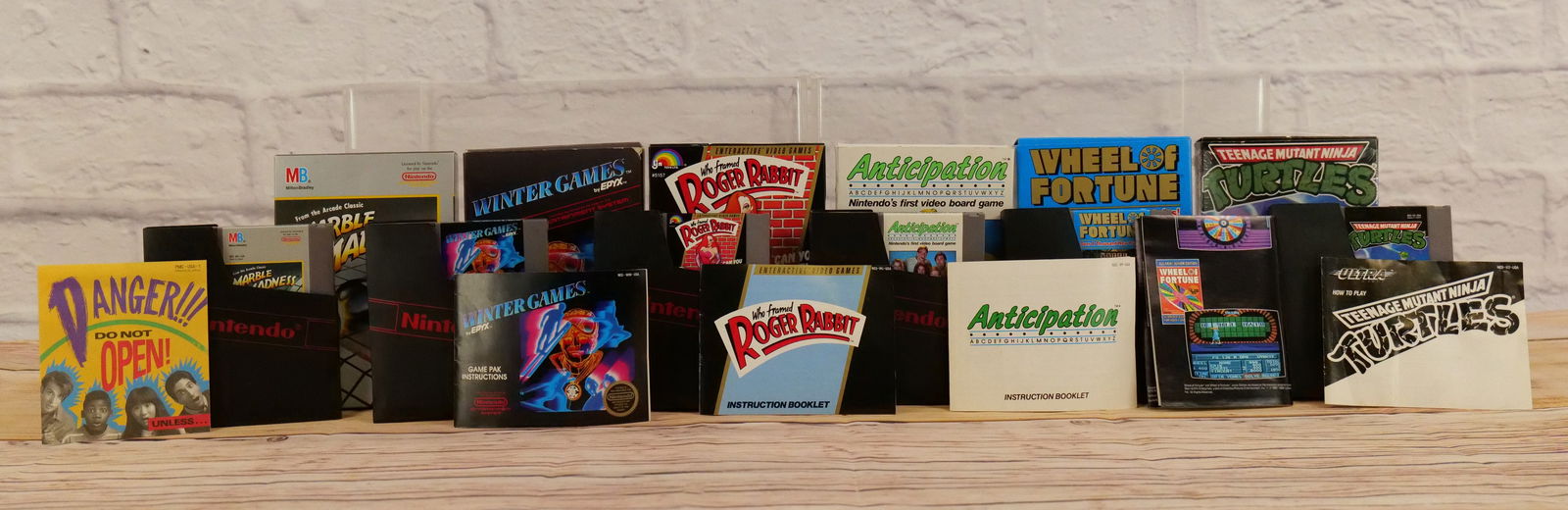 Lot of 6 Nintendo (NES) Games - CIB (1 of 18)