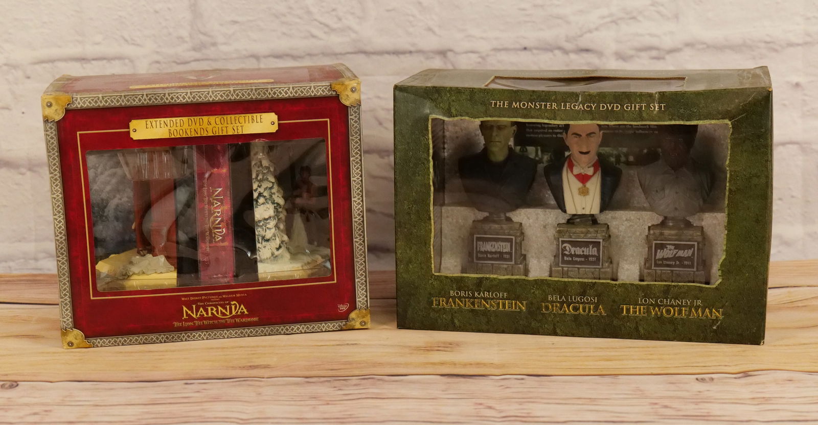 Lot of 2 DVD Box Sets (1 of 11)