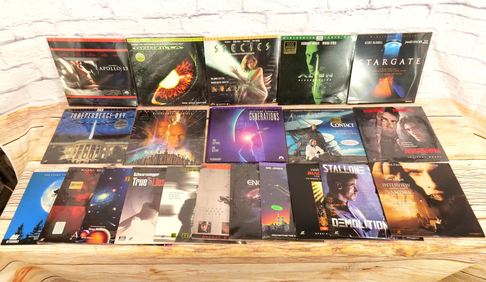 Large Lot of Laser Discs - Many Factory Sealed (1 of 7)