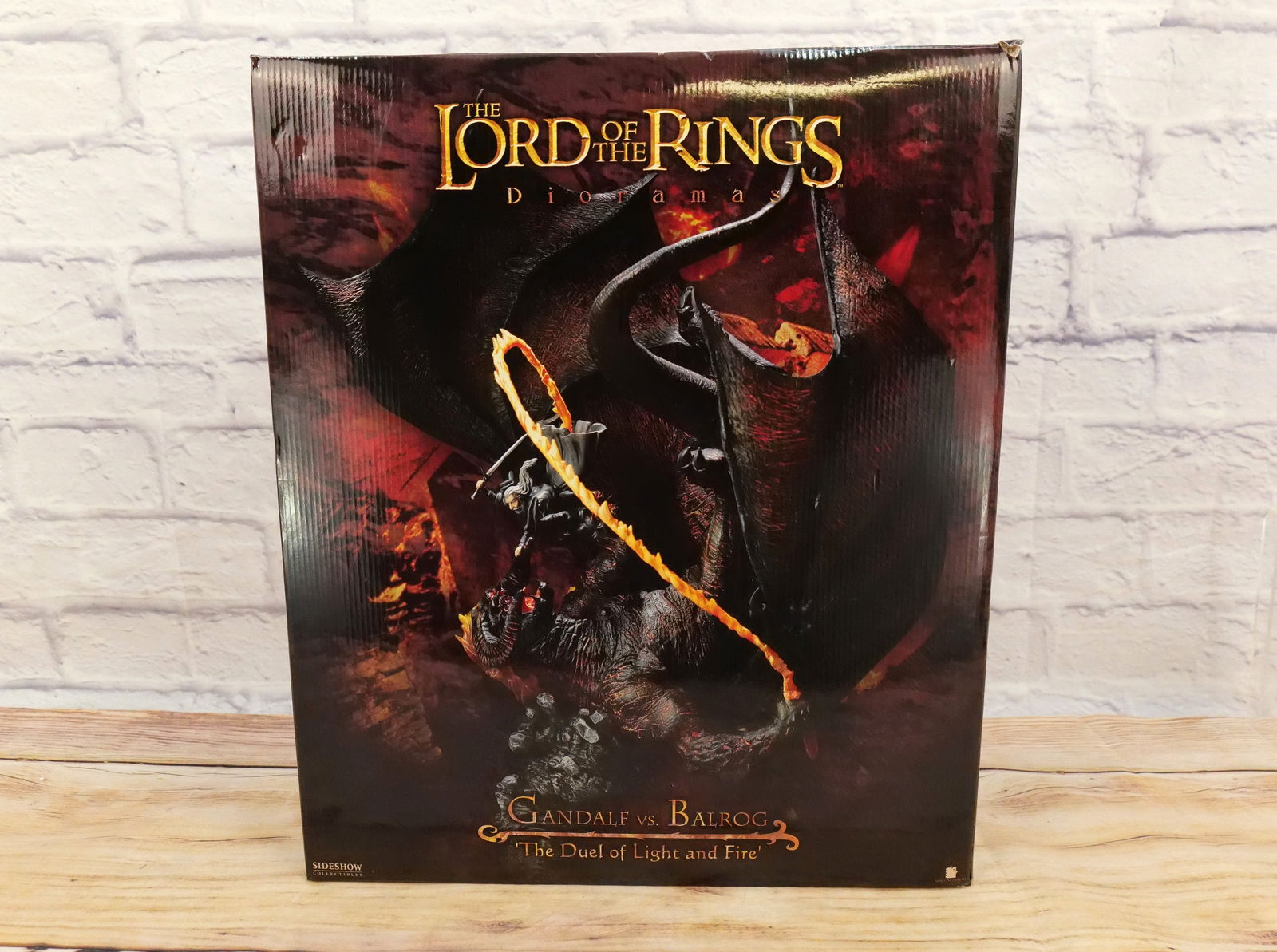 Sideshow LOTR "The Duel of Light and Fire" Diorama (1 of 7)