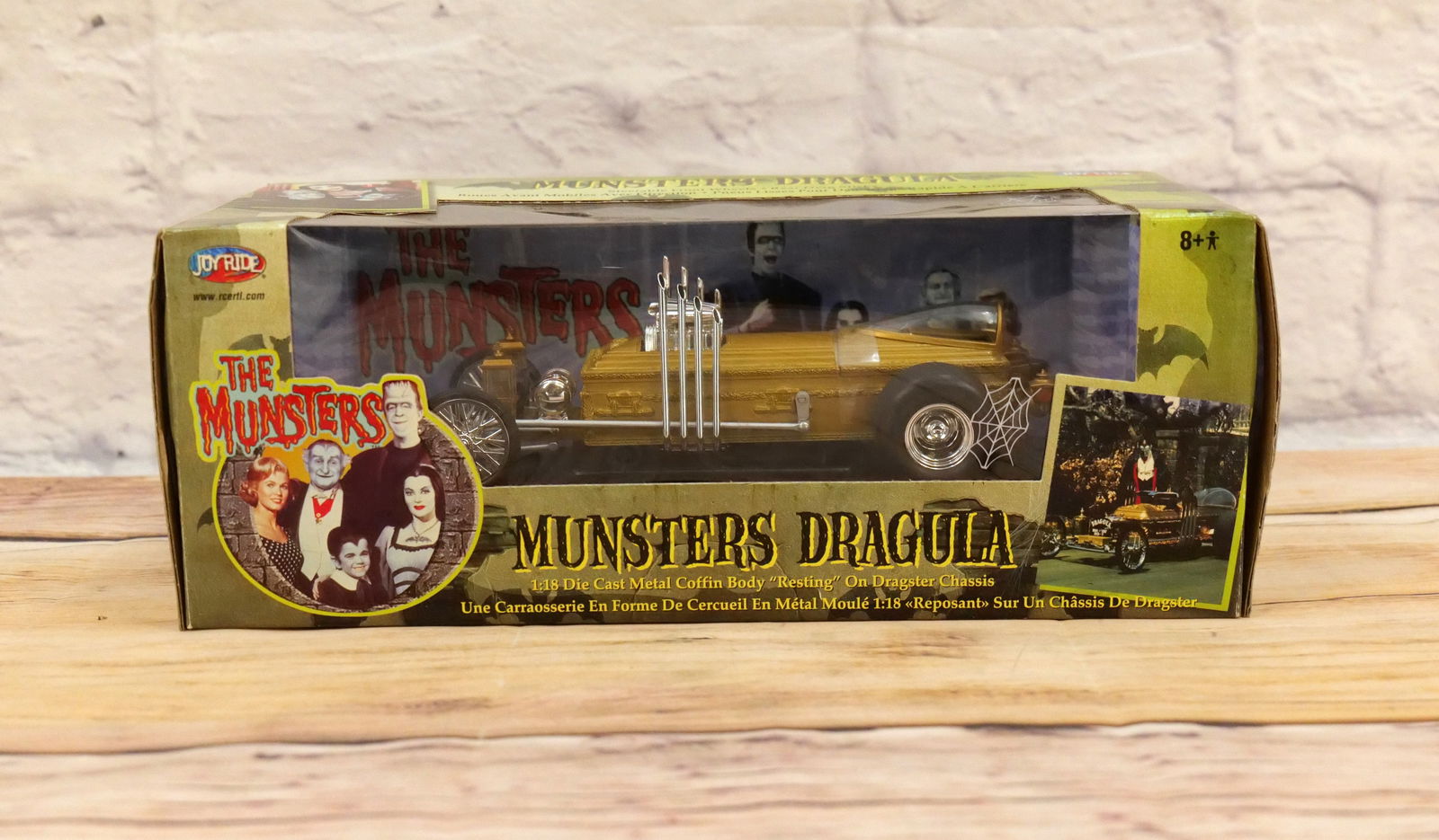 Joy Ride Munster's Dragula 1:18 Scale Diecast Vehicle (1 of 6)