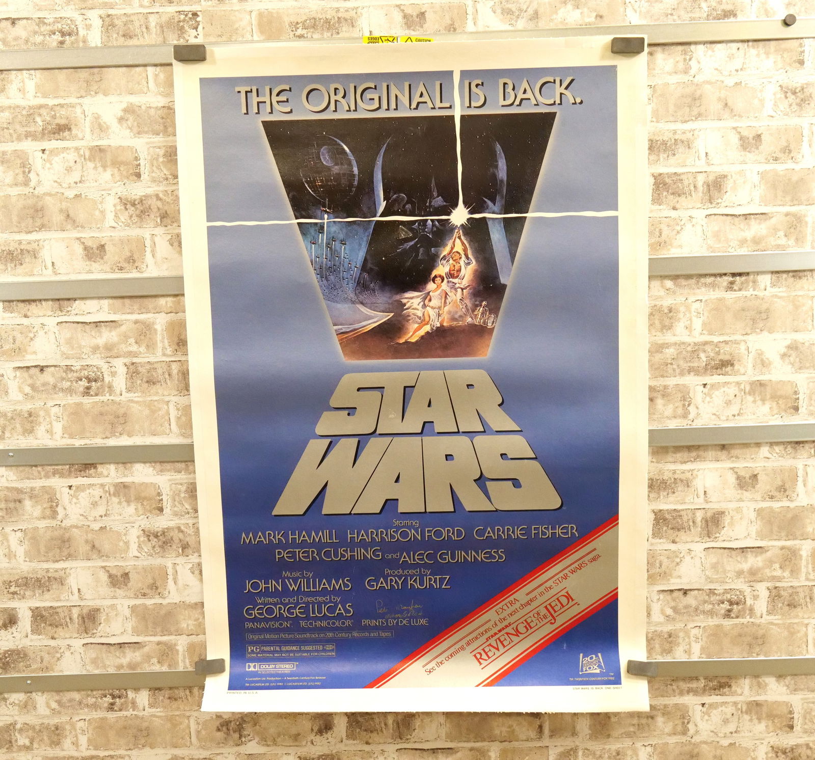 Star Wars is Back - Revenge of the Jedi Movie Poster - Linen Backed (1 of 8)
