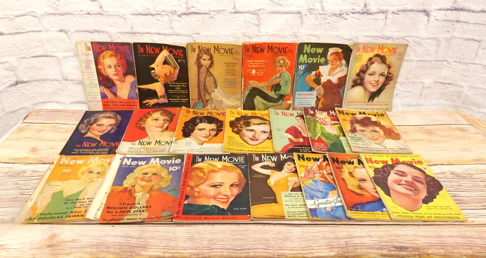 Large Lot of The New Movie Magazines - 1932 & 1933 (1 of 13)