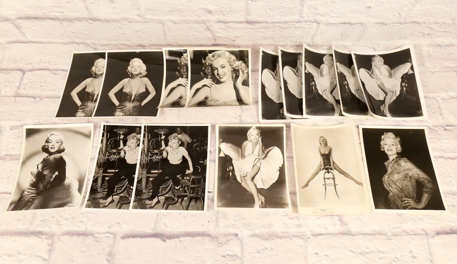 Lot of 15 Original Marilyn Monroe Photographs: Lot of 15 Original Marilyn Monroe Photographs from the Estate of Gustavo Parras. Photos appear to have a basement smell. All invoices must be paid within 24 hours of the sale. We offer multiple shippi
