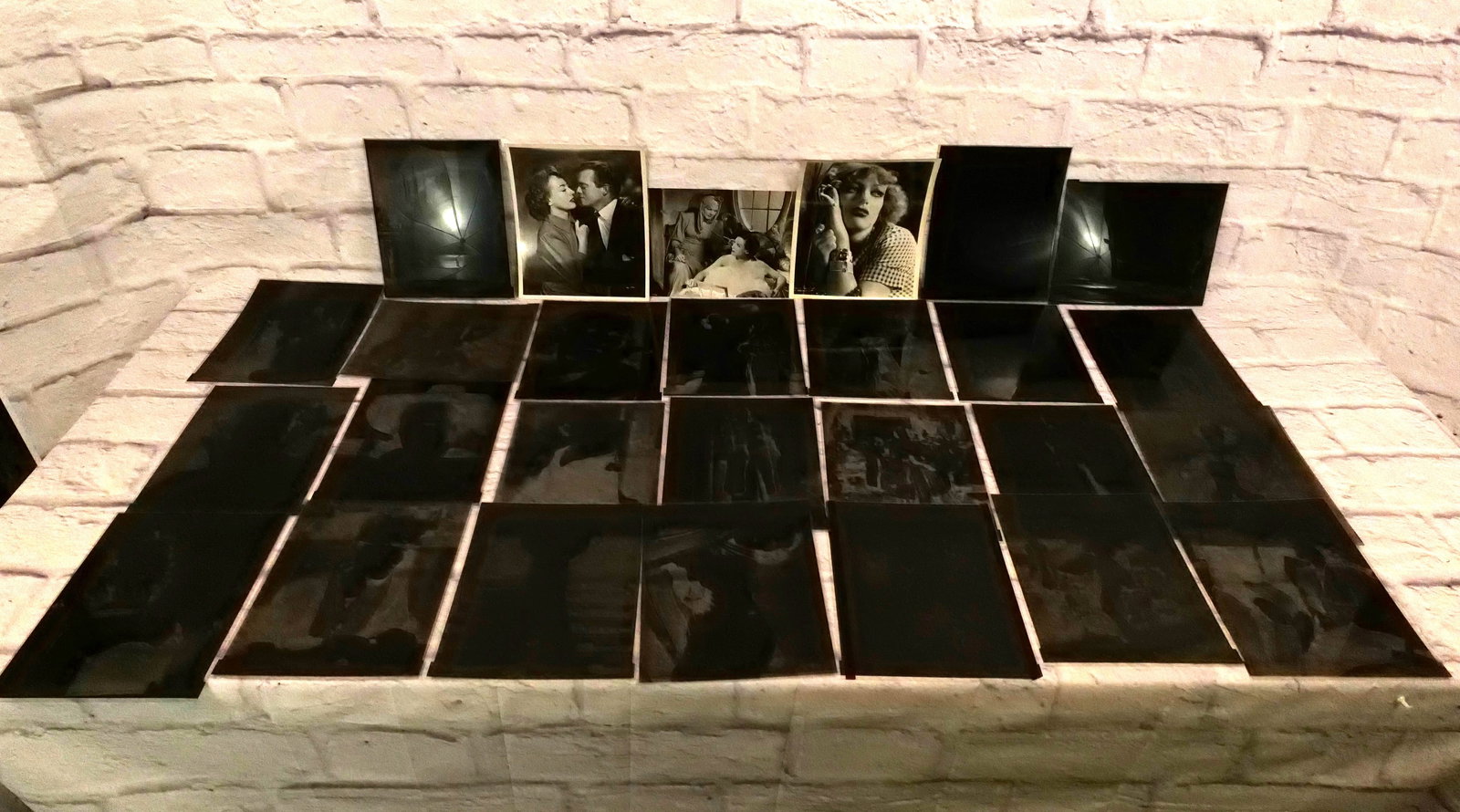 Lot of 25+ Original Joan Crawford Negatives and Photographs: Lot of 25+ Original Joan Crawford Negatives and Photographs from the Estate of Gustavo Parras. Including 25 Negatives and 2 Photographs. Photos appear to have a basement smell. All invoices must be pa