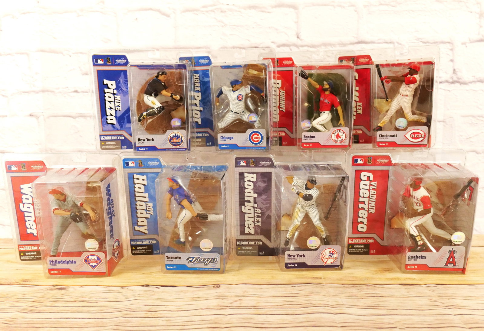 Lot of 8 McFarlane MLB Sports Figures - Series 11: Lot of 8 McFarlane MLB Sports Figures - Series 11. Includes Mark Prior, Ken Griffey Jr., Johnny Damon, Mike Piazza, Vladimir Guerrero, Alex Rodriguez, Roy Halladay, and Billy Wagner. All new in packag