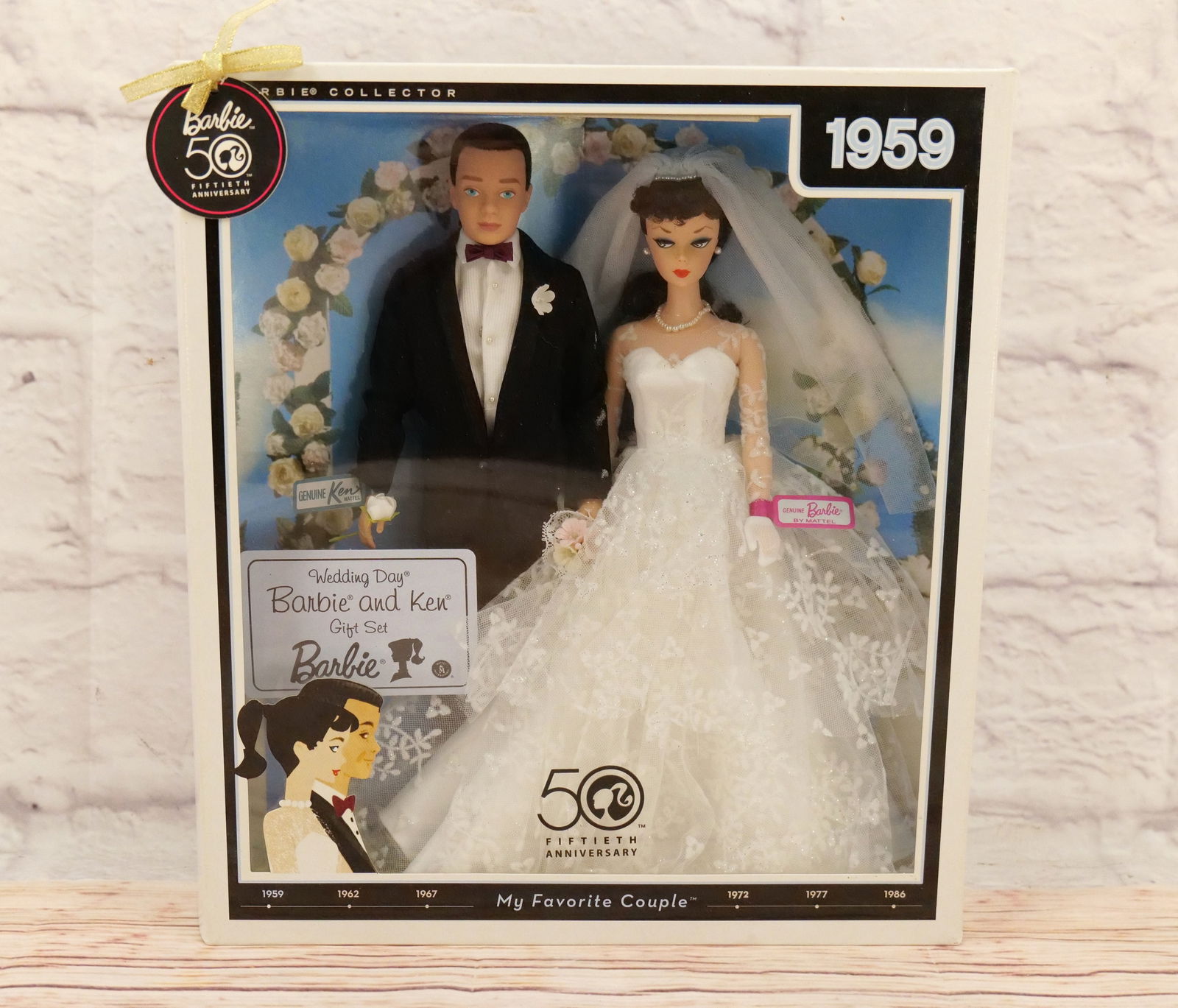 Wedding Day Barbie and Ken Gift Set - 50th Anniversary (1 of 6)