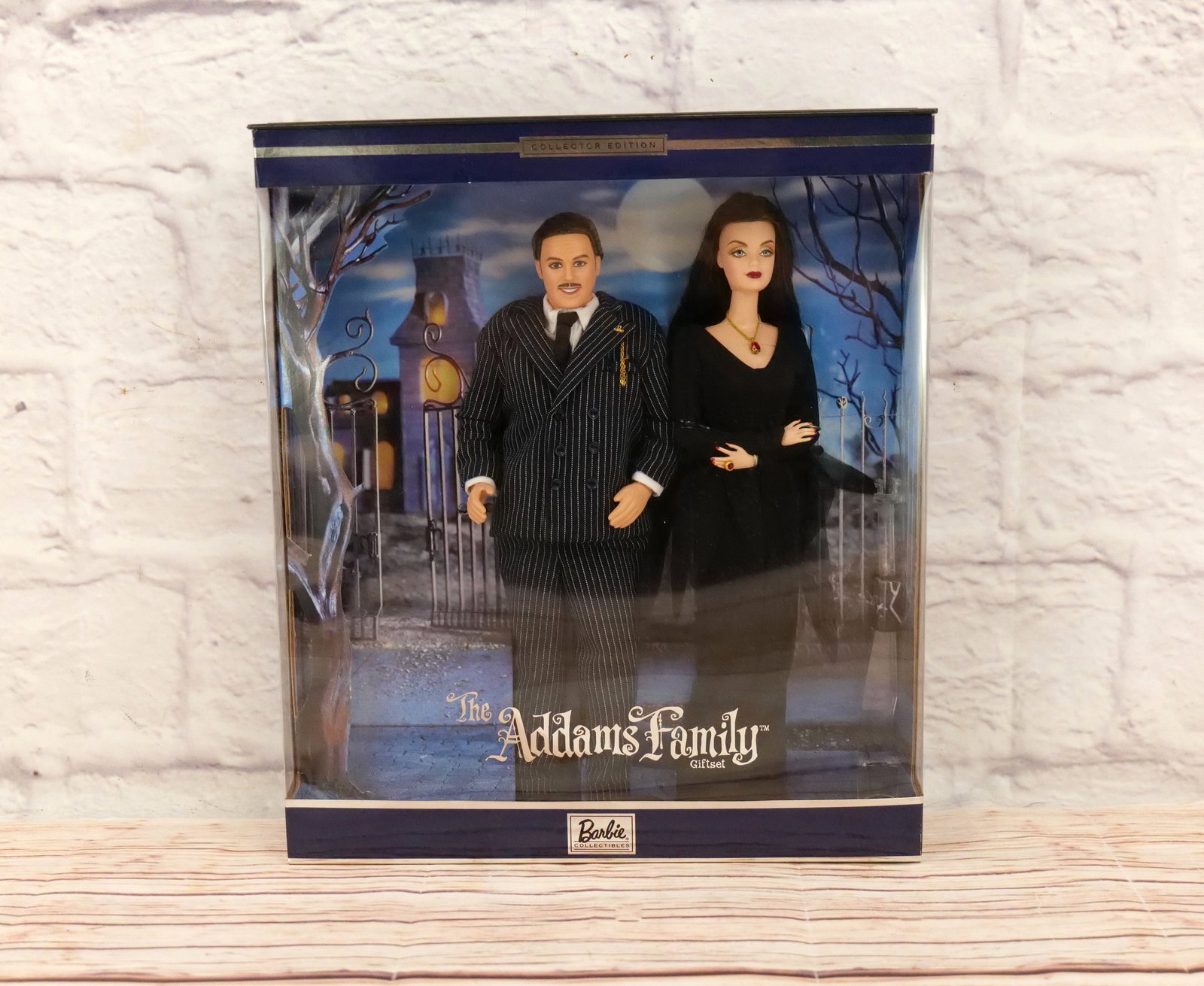 The Addams Family Barbie Giftset (1 of 8)