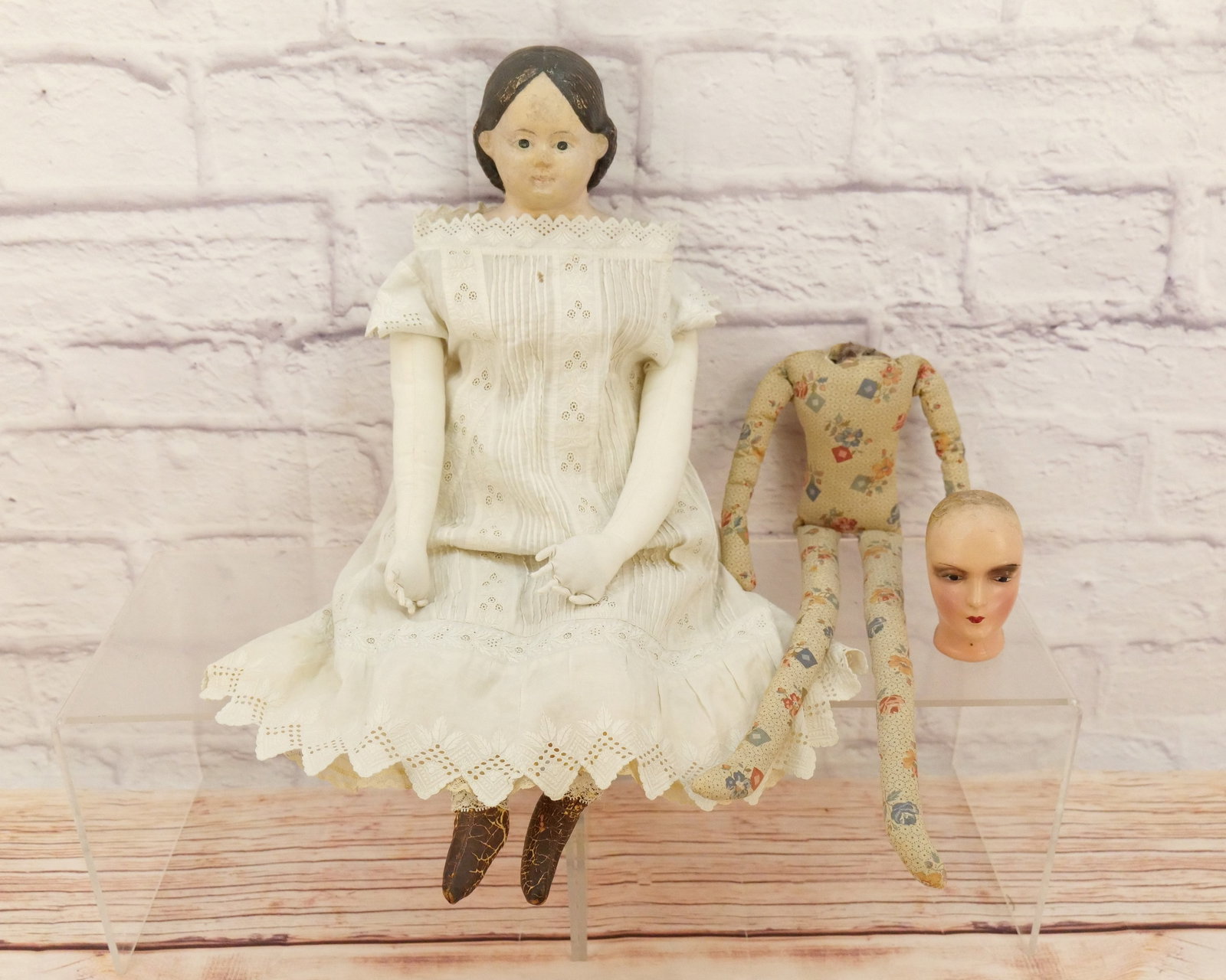 Lot of 2 Vintage Dolls (1 of 18)