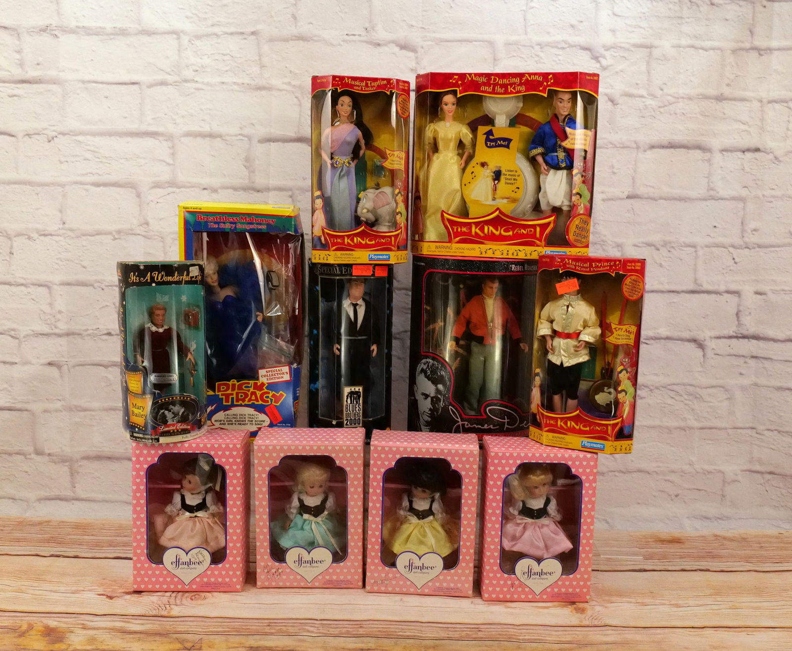 Mixed Lot of Dolls and Character Figures (1 of 6)