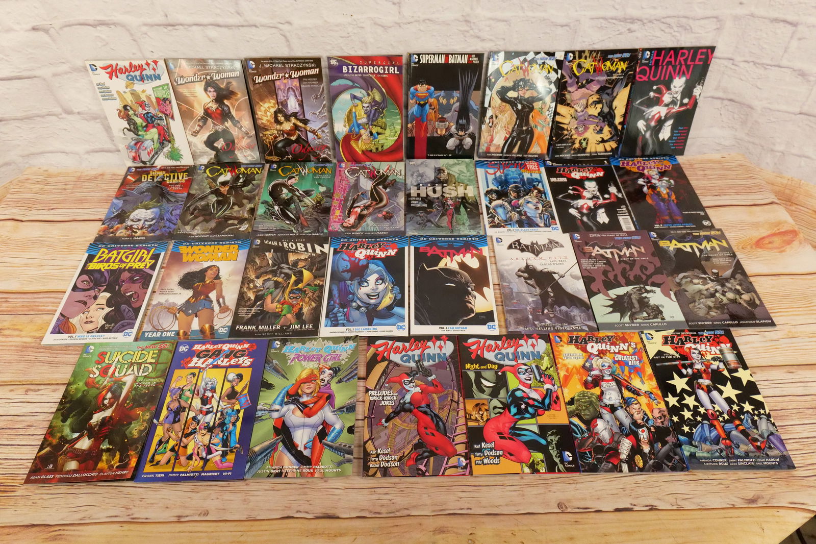 Lot of 30 DC Graphic Novels (1 of 13)