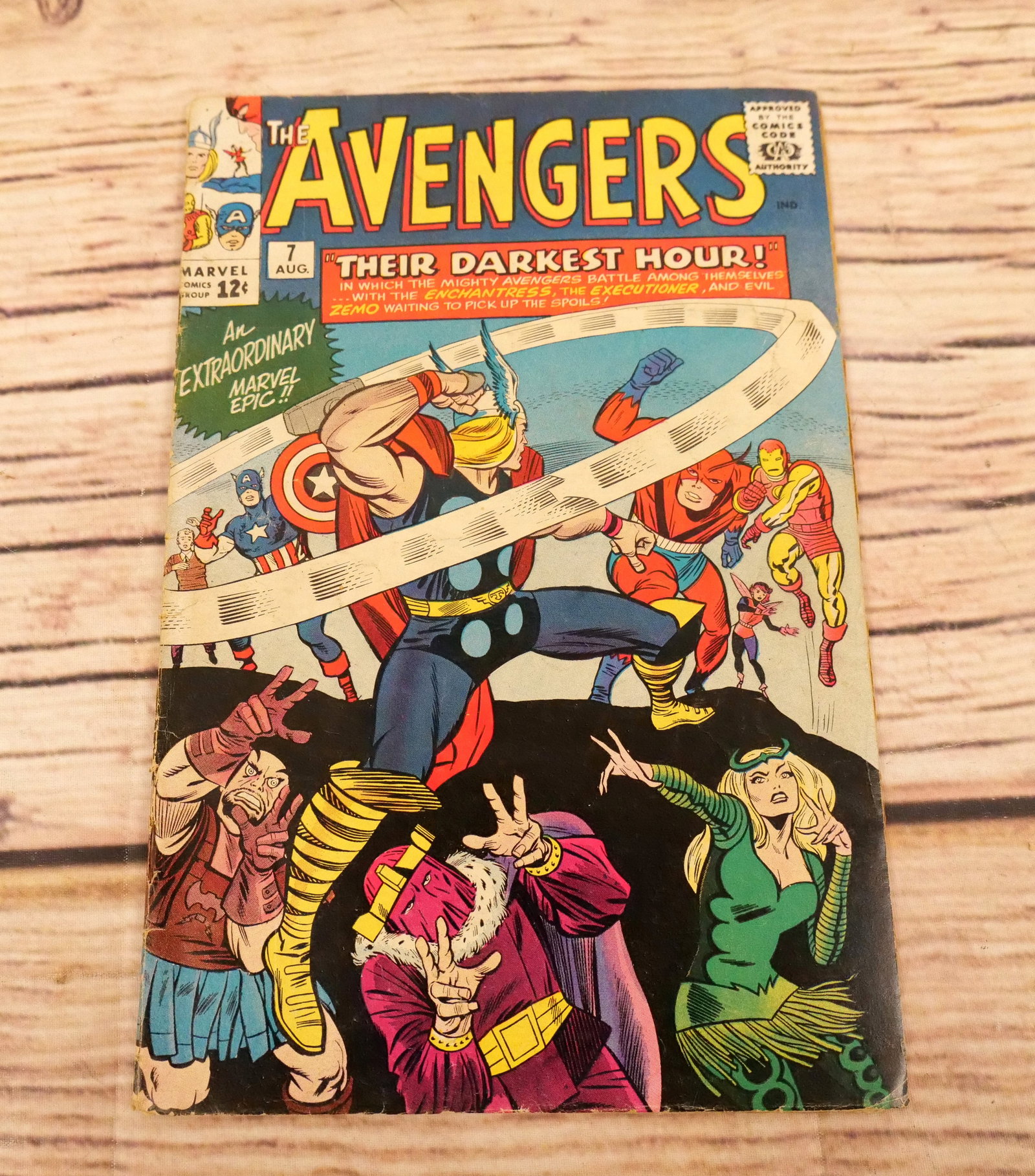 Avengers #7 (1 of 9)