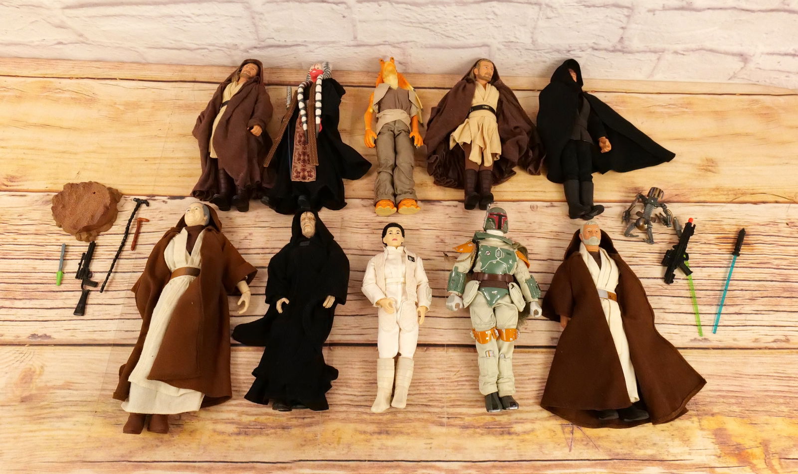 Lot of Mixed Star Wars Loose Figures (1 of 8)