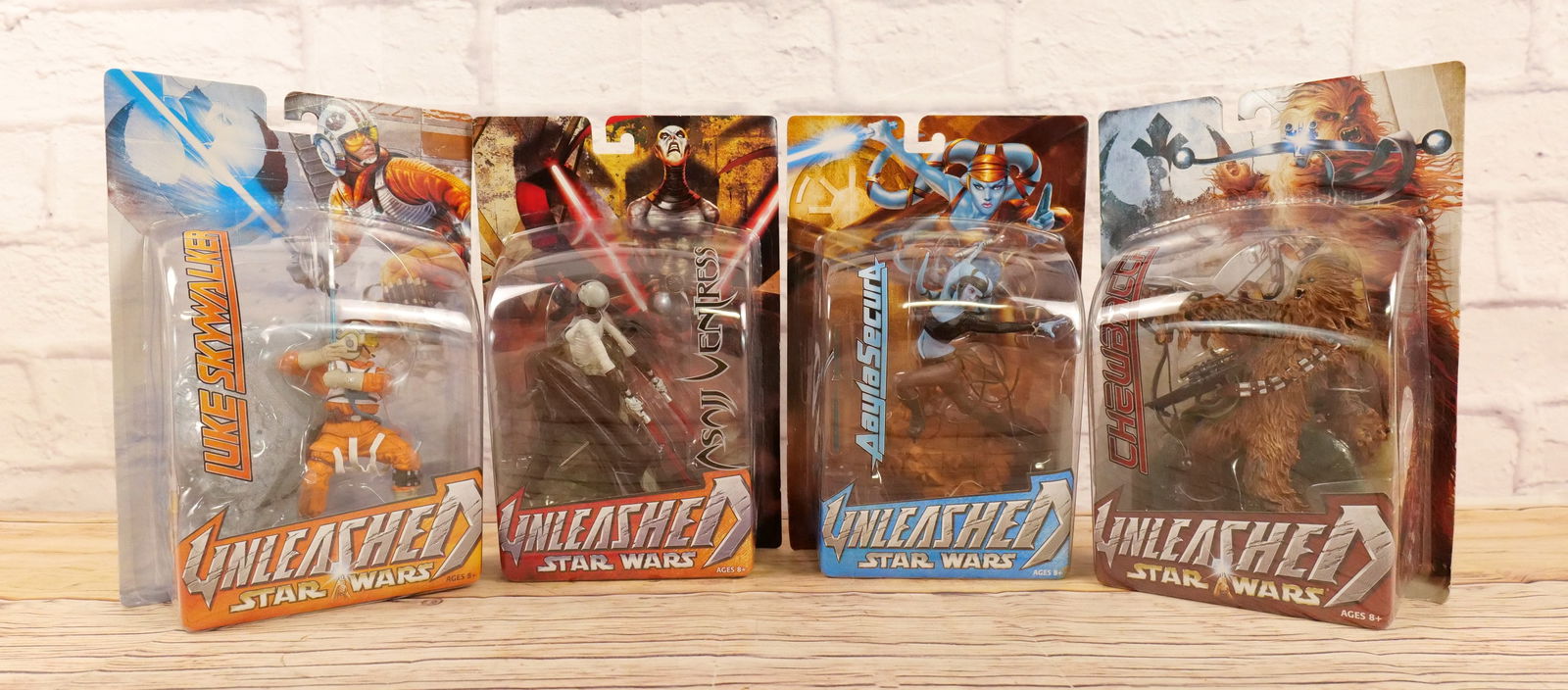 Lot of 4 Star Wars Unleashed Action Figures (1 of 9)