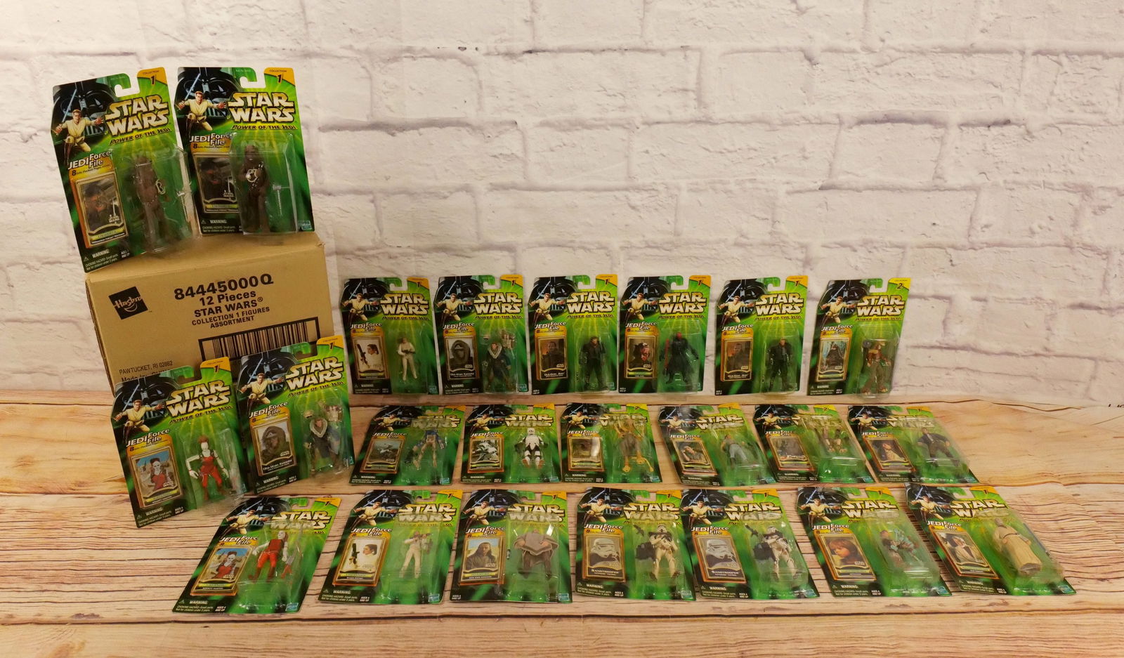 Lot of 23 Star Wars Power of the Jedi 3.75" Action Figures (1 of 10)