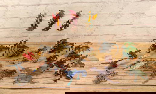 Lot of Loose Dragon Figures: Lot of Loose Dragon Figures including Schleich, McFarlane Dragons, Papo, and More. All invoices must be paid within 24 hours of the sale. We offer multiple shipping options please read the shipping