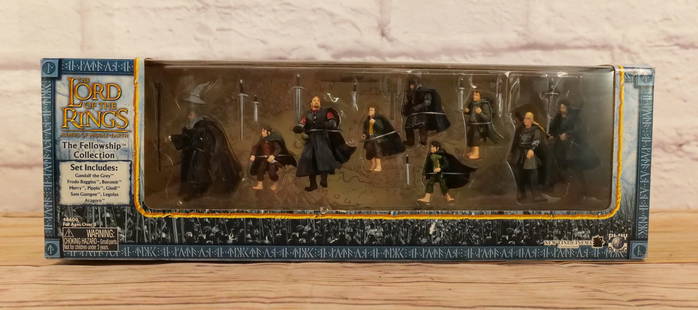 The Lord of the Rings Fellowship Collection Figure Set: The Lord of the Rings Armies of Middle-Earth Fellowship Collection Figure Set. New in Box. All invoices must be paid within 24 hours of the sale. We offer multiple shipping options please read the