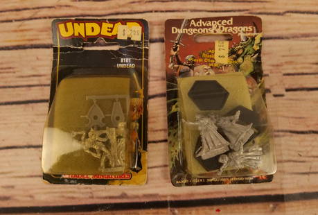 Lot of 2 Carded Citadel Miniatures: Lot of 2 Carded Citadel Miniatures including Undead and Advanced Dungeons & Dragons. Cards have some wear. All invoices must be paid within 24 hours of the sale. We offer multiple shipping options