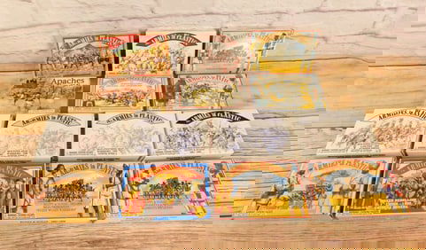 Lot of 14 Armies in Plastic 1:32 Scale Military Figure Sets