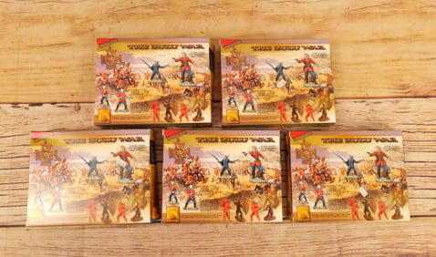 Lot of 5 Conte Plastic Figure Sets