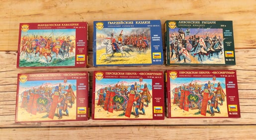 Lot of 6 Zvezda 1:72 Scale Military Figures