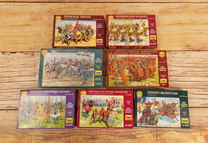 Lot of 7 Zvezda 1:72 Scale Military Figures