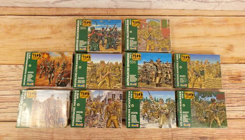 Lot of 10 Revell 1:72 Scale Plastic Military Figure Sets