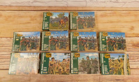 Lot of 10 Revell 1:72 Scale Plastic Military Figure Sets