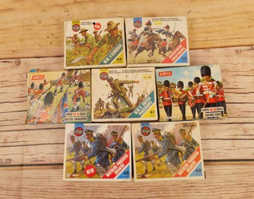 Lot of 7 AirFix Plastic HO-OO Scale Military Figure Sets