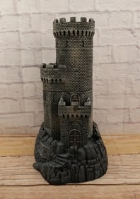 Duke's Stronghold by Barzso Playsets