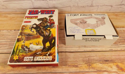 Large Lot of Marx Playset Items