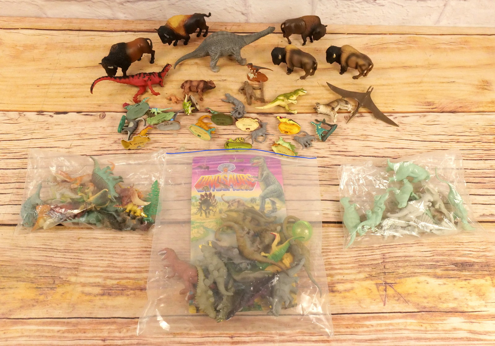 Lot of Plastic Animals (1 of 10)