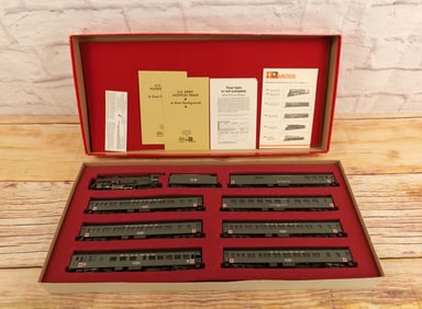 HO Scale US Army Hospital Train Set