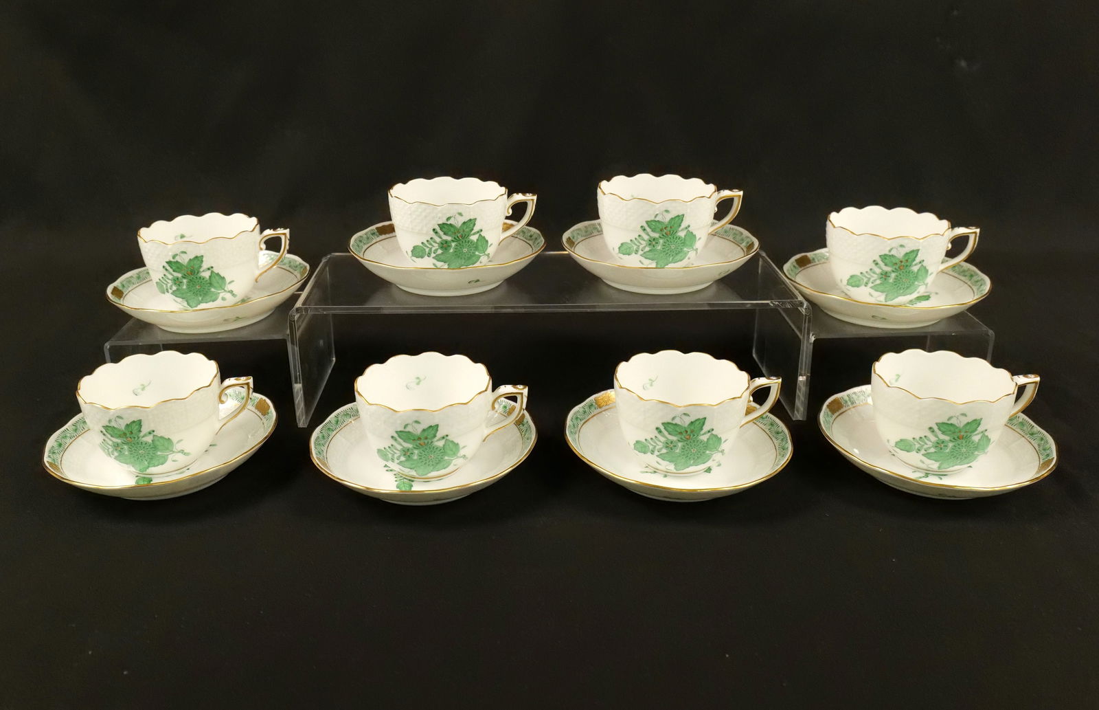 Herend Set of (8) Chinese Bouquet Teacups & Saucers (1 of 17)