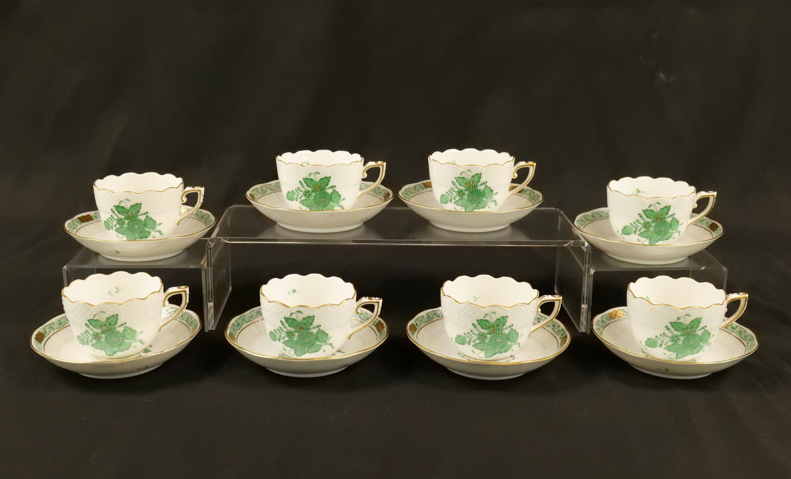 Herend Set of (8) Chinese Bouquet Teacups & Saucers (1 of 17)