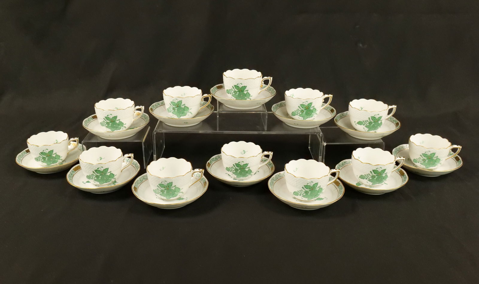 Herend Set of (12) Chinese Bouquet Teacups & Saucers (1 of 19)