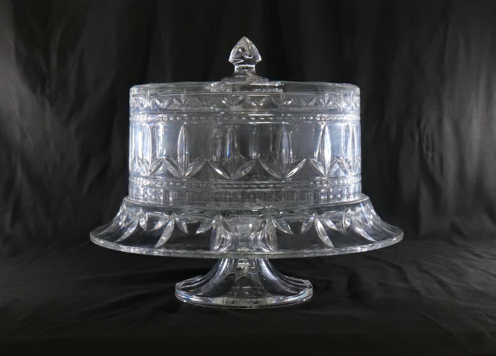 Marquis by Waterford Cake Stand (1 of 12)