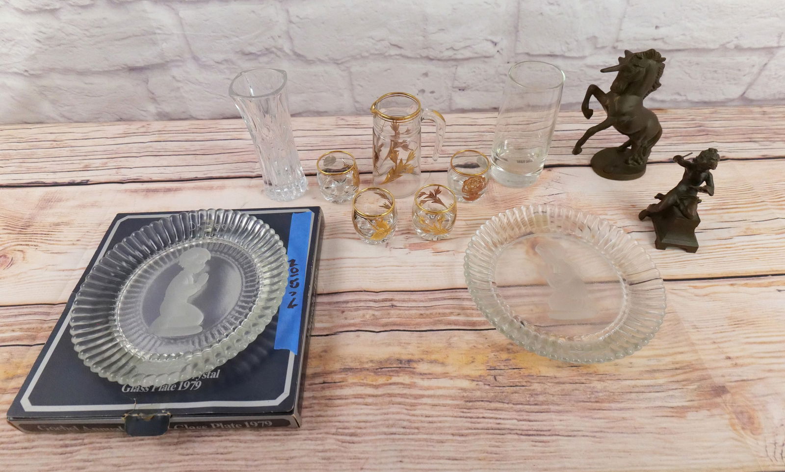 Mixed Lot of Glassware and Metal Items (1 of 20)